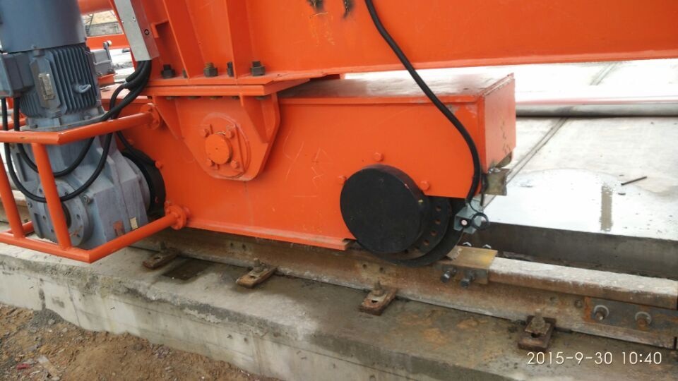 門(mén)式起重機(jī)監(jiān)控系統(tǒng)安裝圖五