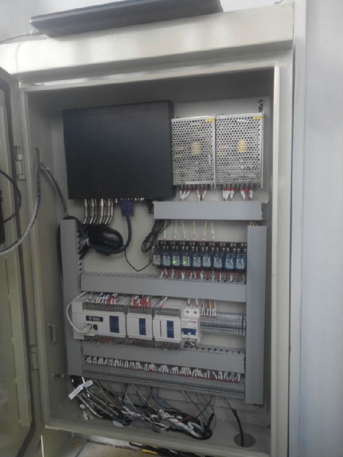 門式起重機(jī)監(jiān)控系統(tǒng)現(xiàn)場照片十一